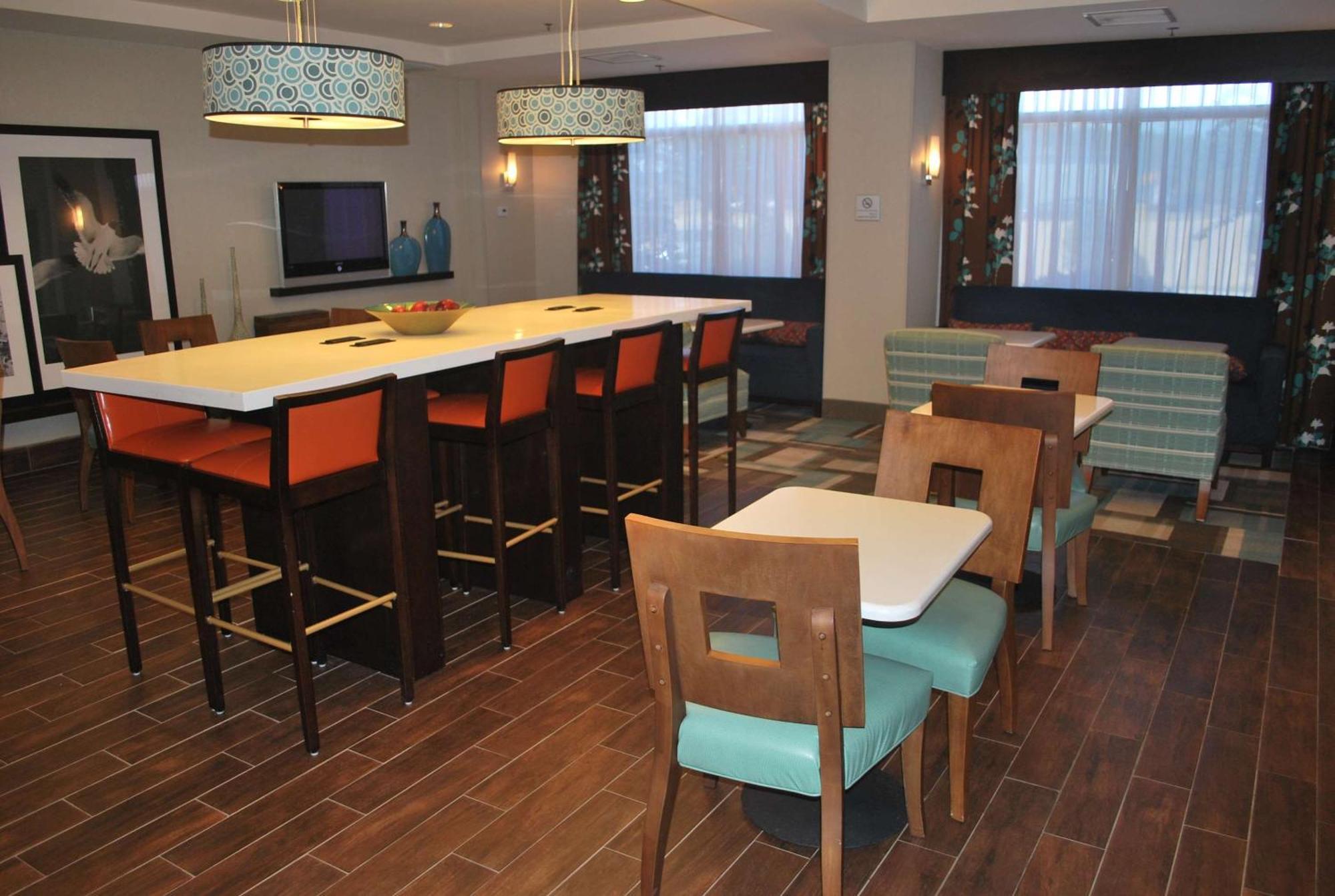 Hampton Inn Shreveport-Airport Exteriör bild
